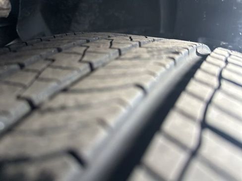 Used 2023 Dodge Challenger SXT image 27