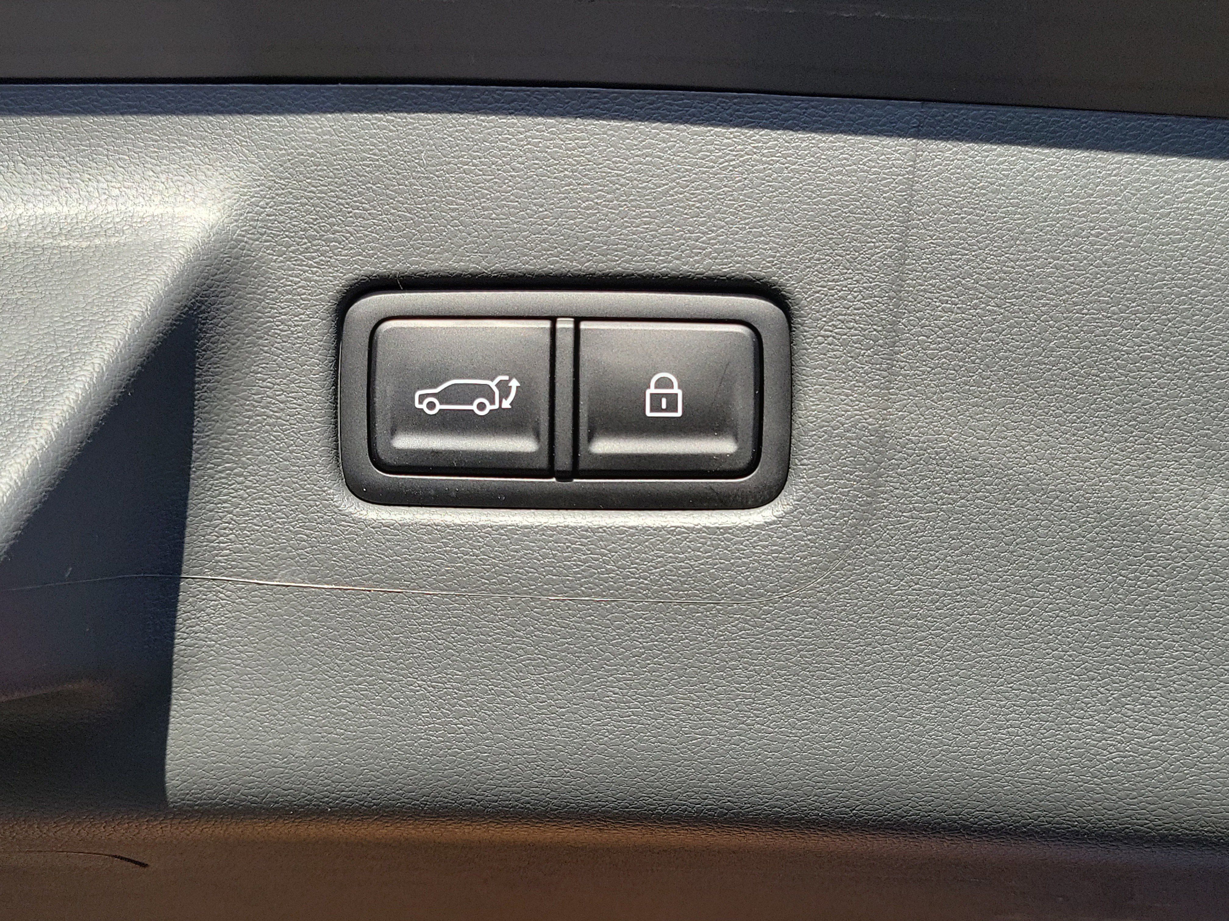 Used 2026 Hyundai Santa Fe SE FWD image 20