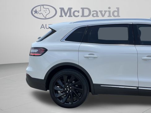 Certified 2022 Lincoln Nautilus Reserve w/ Equipment Group 202A AWD/4WD image 30
