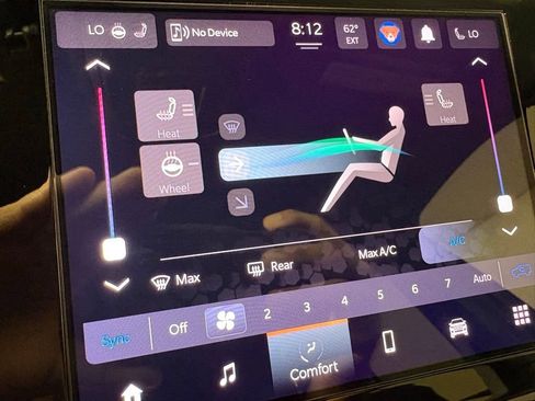 Used 2023 Jeep Grand Cherokee Altitude image 29