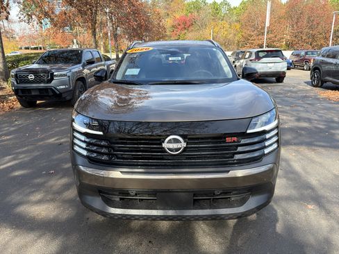 New 2026 Nissan Kicks SR w/ SR Premium Package image 2