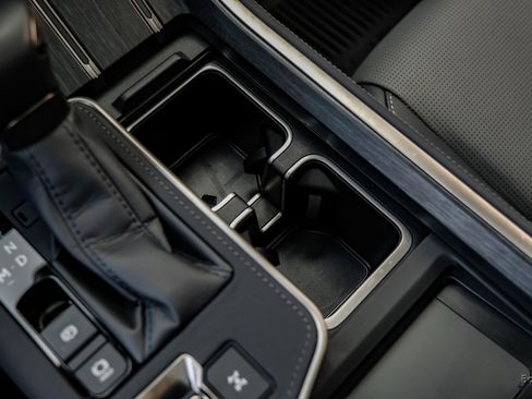 Used 2025 Lexus GX 550 w/ Accessory Package (Z1) image 64