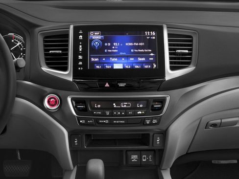 Used 2017 Honda Ridgeline RTL-T image 13