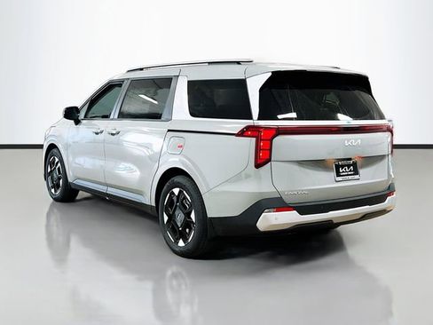 New 2026 Kia Carnival EX image 5