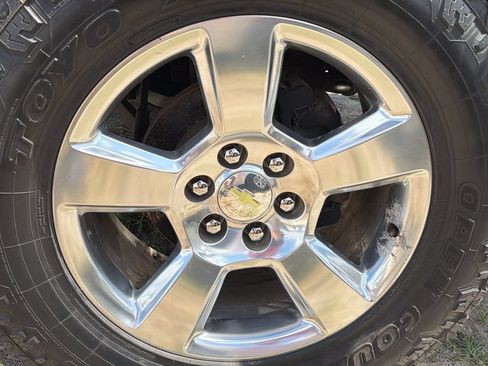Used 2015 Chevrolet Silverado 1500 LT AWD/4WD image 5