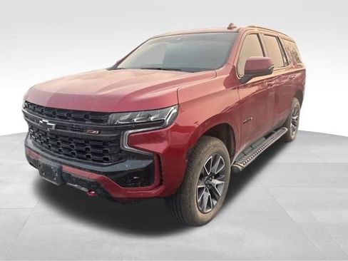 Used 2023 Chevrolet Tahoe Z71 w/ Luxury Package AWD/4WD image 8