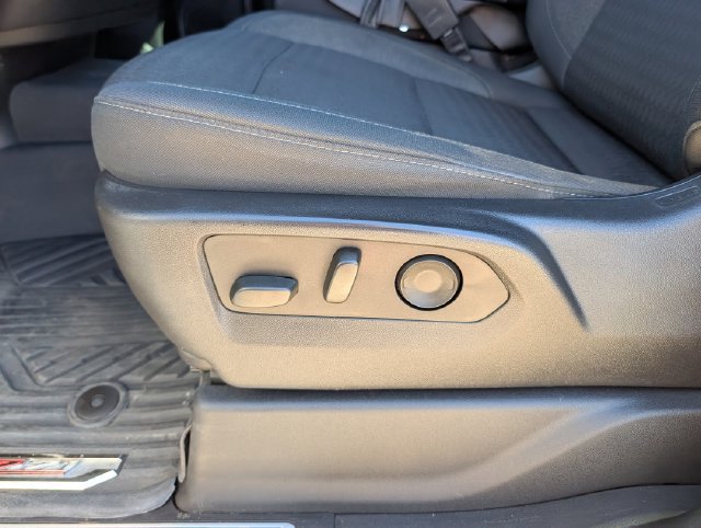 Used 2023 Chevrolet Silverado 1500 RST AWD/4WD image 19