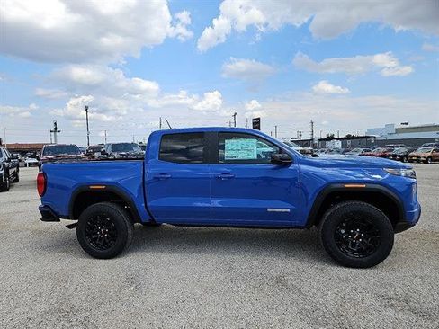 New 2026 GMC Canyon Elevation w/ Convenience Package image 6