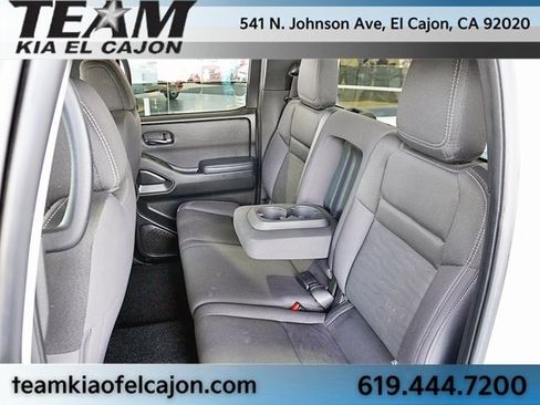 Used 2023 Nissan Frontier SV w/ Midnight Edition Package image 18