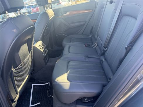 Used 2023 Audi Q5 2.0T Premium Plus w/ Premium Plus Package image 8