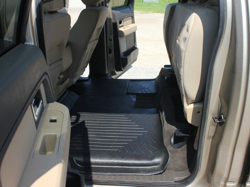 Used 2012 Ford F150 XLT w/ XTR Pkg image 40