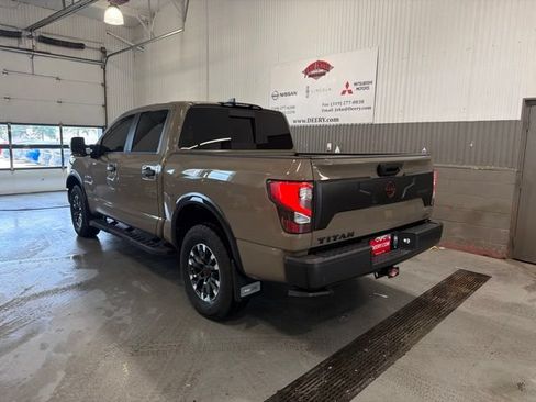 Used 2024 Nissan Titan PRO-4X w/ Pro-4x Convenience Package AWD/4WD image 5