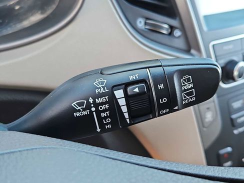 Used 2017 Hyundai Santa Fe Sport image 25