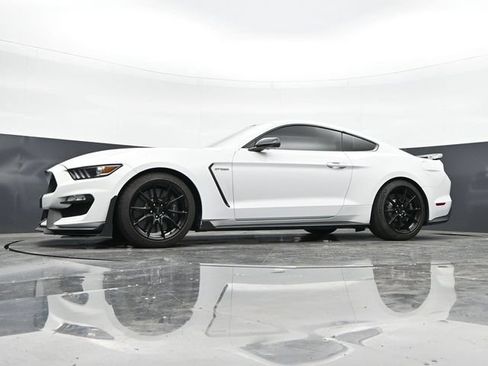 Used 2019 Ford Mustang Shelby GT350 w/ Technology Package RWD image 43