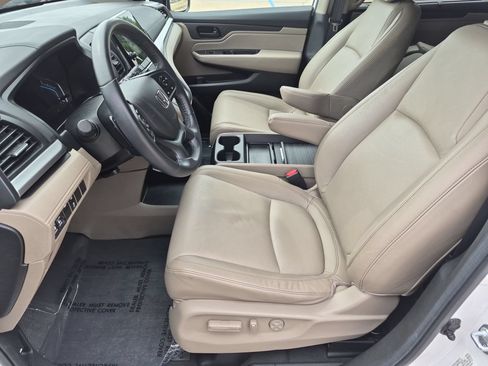 Used 2024 Honda Odyssey EX-L image 11