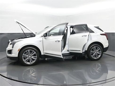 New 2025 Cadillac XT5 Premium Luxury w/ Technology Package image 55