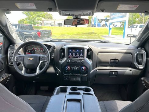 Used 2023 Chevrolet Silverado 3500 LT w/ Convenience Package AWD/4WD image 22