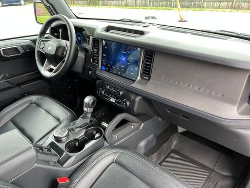 Used 2025 Ford Bronco Big Bend w/ Black Diamond Package image 38