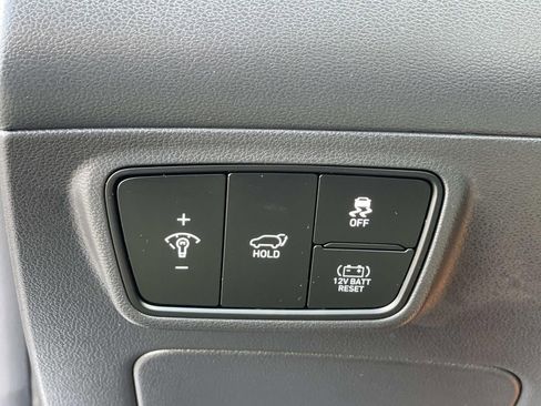 Certified 2024 Hyundai Tucson Limited image 16