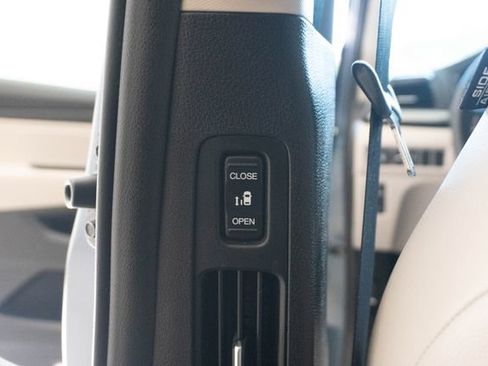 Certified 2025 Honda Odyssey EX-L image 21