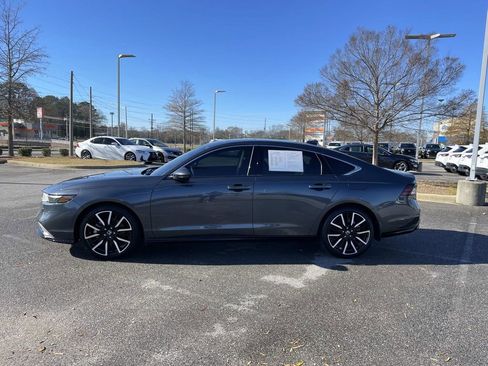 Used 2025 Honda Accord Touring image 6