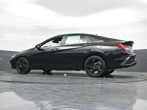 Used 2026 Hyundai Elantra SEL Sport Premium FWD image 44