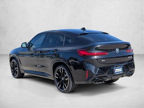 Used 2022 BMW X4 M40i w/ Premium Package image 9