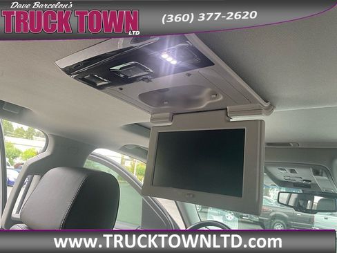 Used 2019 GMC Yukon Denali w/ Denali Ultimate Package AWD/4WD image 16