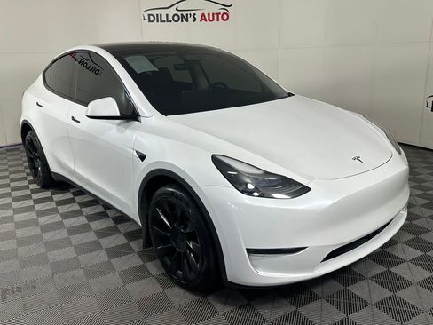 Used 2023 Tesla Model Y Long Range AWD/4WD image 13