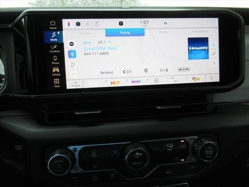 New 2026 Jeep Gladiator Sport AWD/4WD image 27