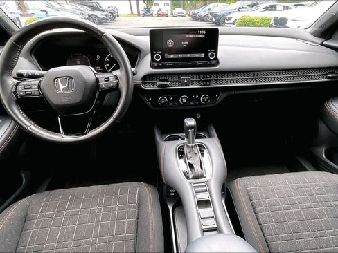 Used 2024 Honda HR-V Sport image 15