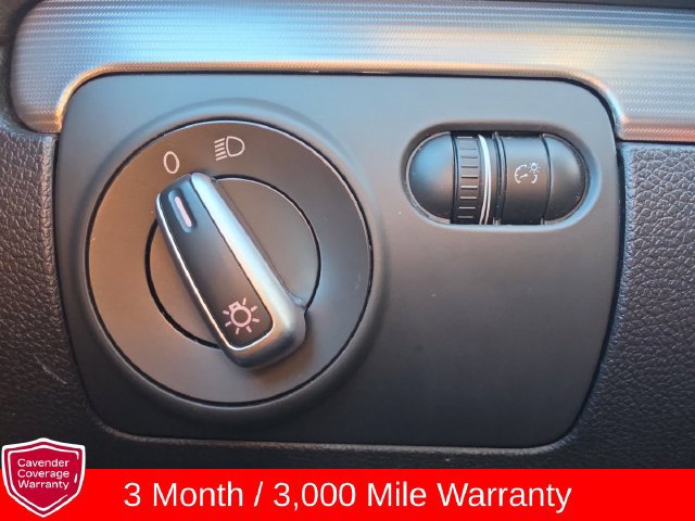 Used 2013 Volkswagen Golf R 4-Door AWD/4WD image 11