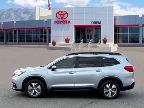 Used 2022 Subaru Ascent Premium w/ Convenience Package AWD/4WD image 6