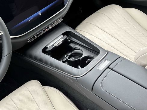 New 2026 Mercedes-Benz E 450 4MATIC Sedan image 22