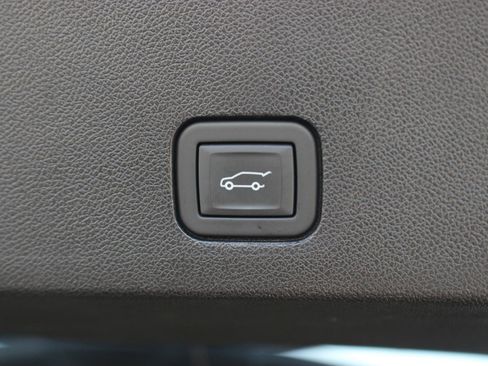 Used 2024 Cadillac XT6 Sport w/ LPO, Onyx Lite Package image 12