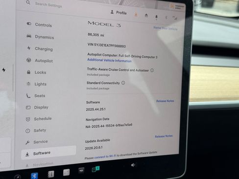 Used 2023 Tesla Model 3 Standard Range RWD image 34