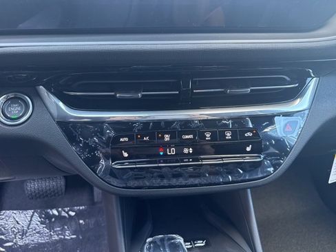 New 2025 Buick Envista Avenir image 19