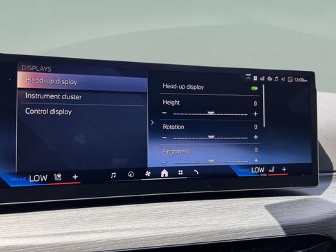 Used 2026 BMW 430i Coupe w/ M Sport Package image 19