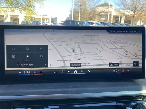 Used 2025 BMW X5 xDrive50e w/ Premium Package image 14