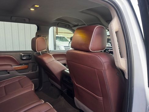 Used 2016 Chevrolet Silverado 1500 High Country w/ High Country Premium Package image 21