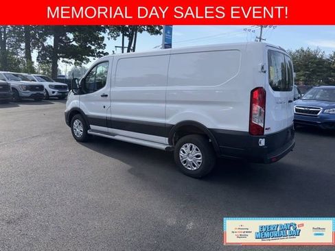 Used 2024 Ford Transit 250 Low Roof w/ Exterior Upgrade Package RWD image 5