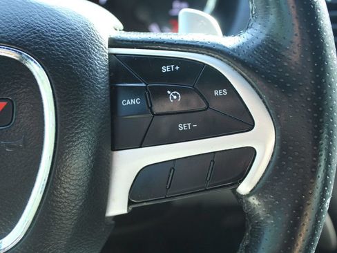 Used 2017 Dodge Durango R/T w/ Blacktop Package RWD image 25