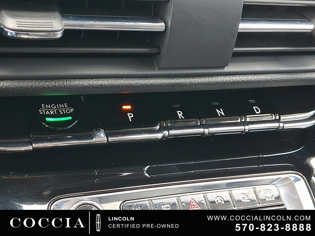 Certified 2023 Lincoln Corsair AWD image 15