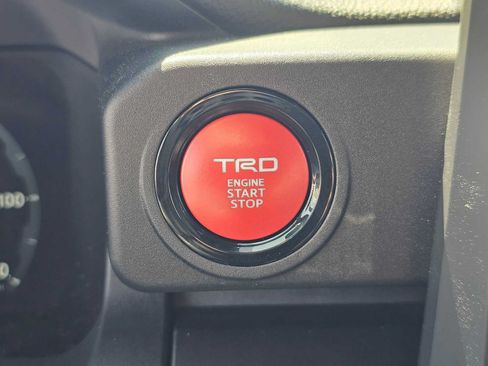 Certified 2026 Toyota 4Runner TRD Off-Road AWD/4WD image 30