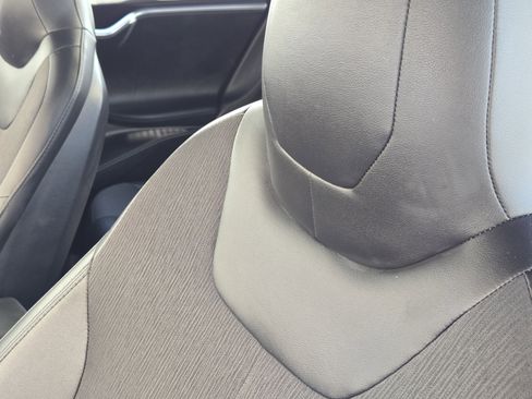 Used 2016 Tesla Model S 70 image 16