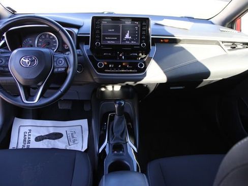 Used 2021 Toyota Corolla SE w/ Special Edition image 21