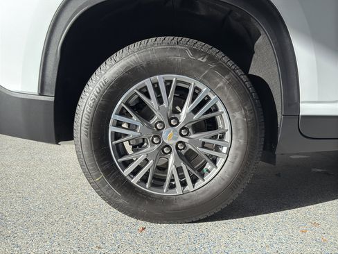 New 2026 Chevrolet Traverse LT image 33