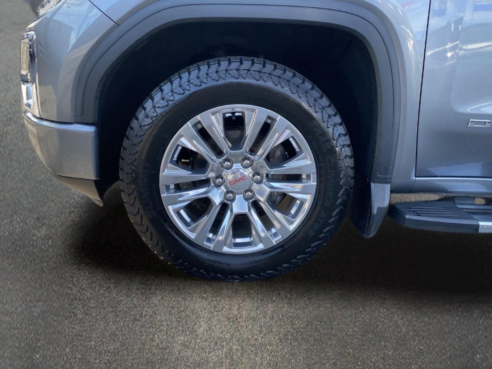 Used 2021 GMC Sierra 1500 Denali w/ Technology Package AWD/4WD image 11