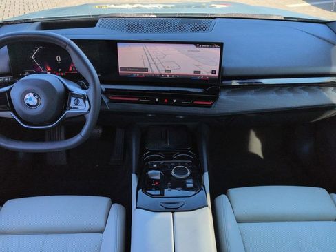 Certified 2024 BMW 530i xDrive w/ Premium Package image 16