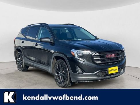 Used 2020 GMC Terrain SLE w/ Elevation Edition image 1